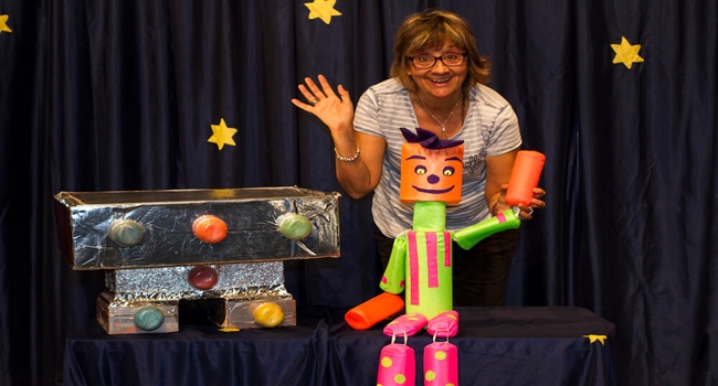 Fotografia de l'activitat CONTES DE L'UNIVERS. L'HORA DEL CONTE Fotografia de l'activitat CONTES DE L'UNIVERS. L'HORA DEL CONTE