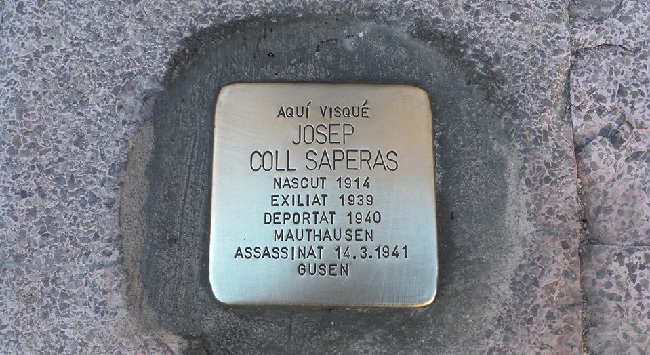 Fotografia de l'activitat LES STOLPERSTEINE A SABADELL. ITINERARI Fotografia de l'activitat LES STOLPERSTEINE A SABADELL. ITINERARI