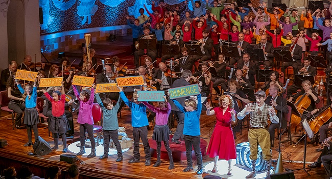 Fotografia de l'activitat ÉS L'HORA DE L'ORQUESTRA AMB DÀMARIS GELABERT SIMFÒNICA Fotografia de l'activitat ÉS L'HORA DE L'ORQUESTRA AMB DÀMARIS GELABERT SIMFÒNICA