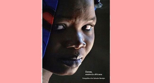 Fotografia de l'activitat DONES, ESSÈNCIA AFRICANA. EXPOSICIÓ Fotografia de l'activitat DONES, ESSÈNCIA AFRICANA. EXPOSICIÓ